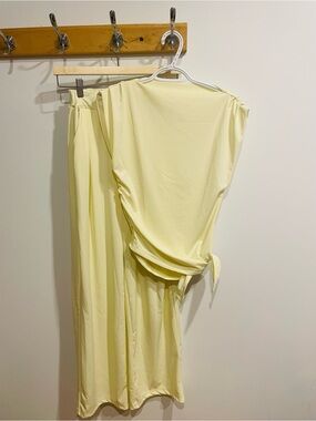 Light Yellow Two-Piece Set - Soft Knit Top & pant